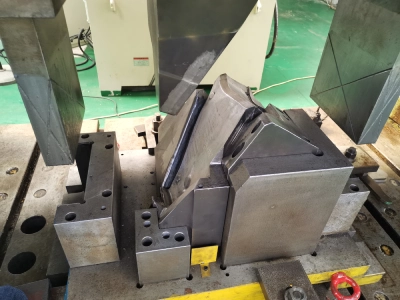 custom compound die stamping