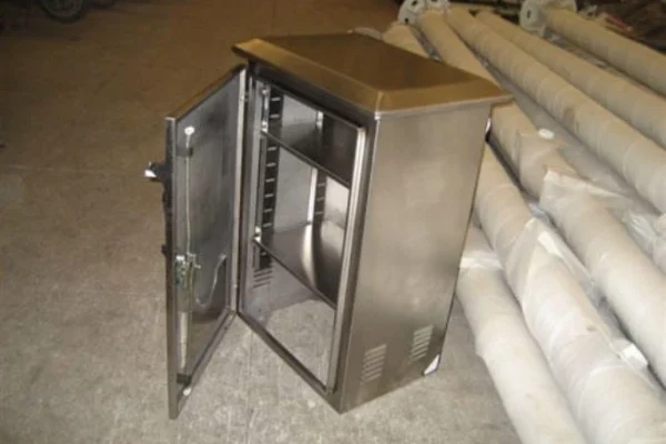 custom metal enclosures manufacturing