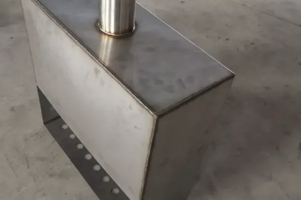 Stainless steel sheet metal water tank